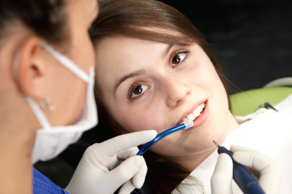 Attacchi di panico alla poltrona del dentista: una possibile gestione