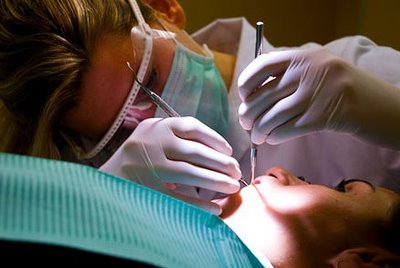 Nanodiamanti per i denti, la terapia preziosa per rigenerare il tessuto osseo